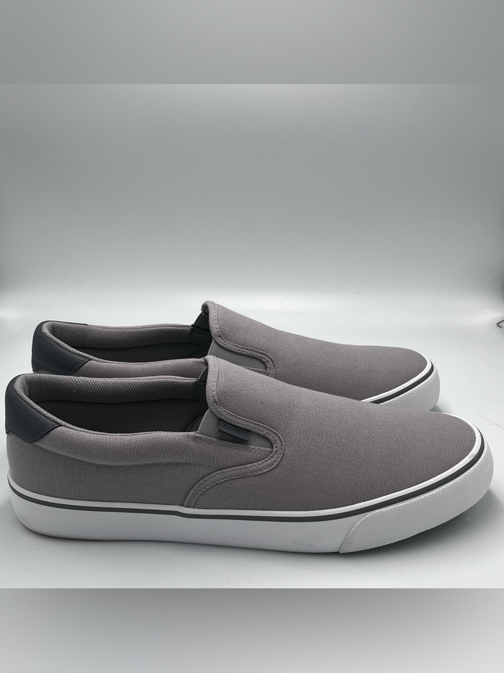 Lugz Slip-On Casual Canvas Sneakers Men’s 11.5 Gray/White